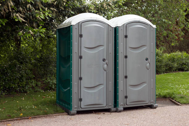 Best Standard Portable Toilet Rental in Gages Lake, IL